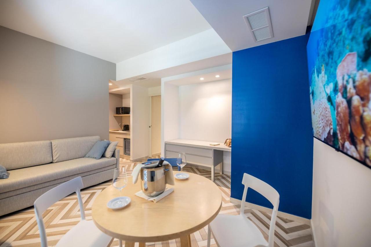 Amarina Suite Emotion Marina di Pietrasanta Ngoại thất bức ảnh