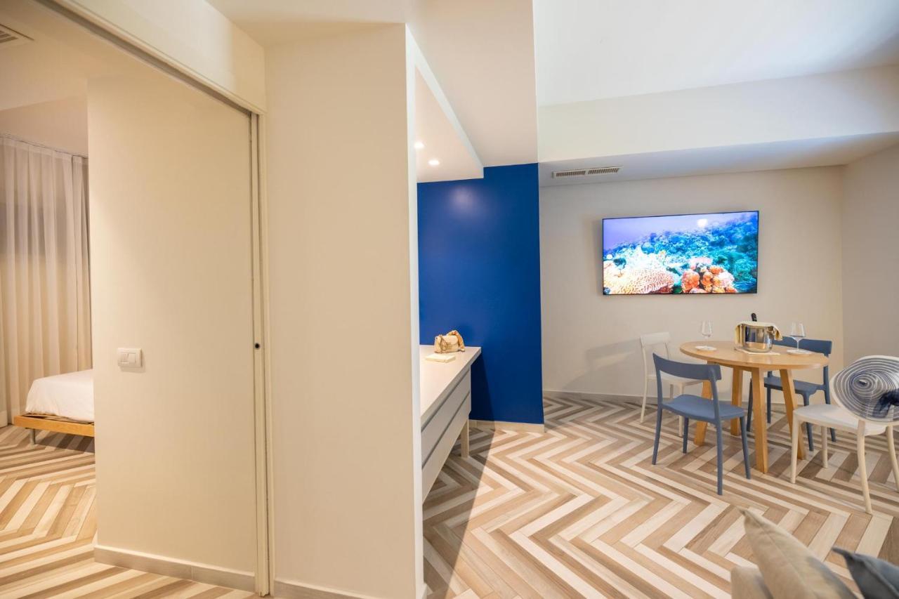 Amarina Suite Emotion Marina di Pietrasanta Ngoại thất bức ảnh