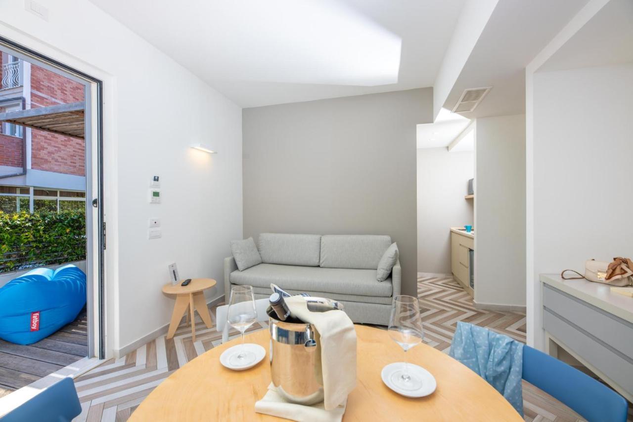 Amarina Suite Emotion Marina di Pietrasanta Ngoại thất bức ảnh